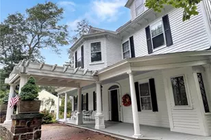 204 Spencer Ave, Warwick, RI 02818 - Photo 4