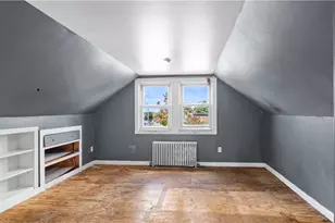 180 Grassmere Ave, East Providence, RI 02914 - Photo 22