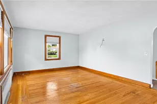 180 Grassmere Ave, East Providence, RI 02914 - Photo 12