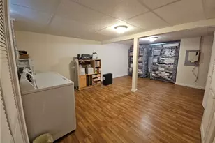 88 Manomet St, Providence, RI 02909 - Photo 24