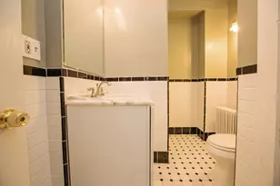15 Webster St, Newport, RI 02840 - Photo 2