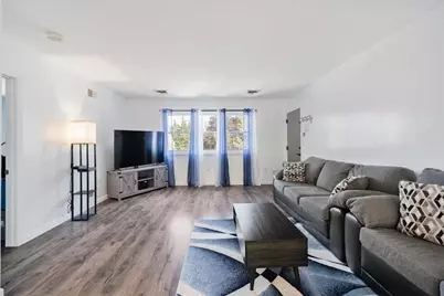 447 Stafford Road #E4, Tiverton, RI 02878 - Photo 8