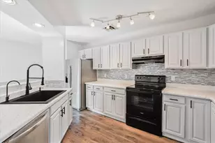 447 Stafford Rd, Tiverton, RI 02878 - Photo 12
