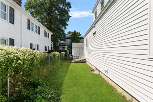155 Evarts St, Newport, RI 02840 - Photo 32