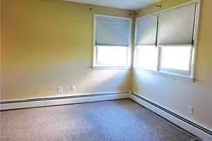 3 Southmayd St, Newport, RI 02840 - Photo 12