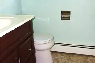 3 Southmayd St, Newport, RI 02840 - Photo 14