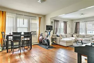 136 Hillside Ave, Pawtucket, RI 02860 - Photo 12