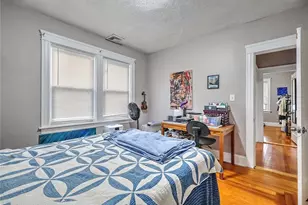 136 Hillside Ave, Pawtucket, RI 02860 - Photo 6