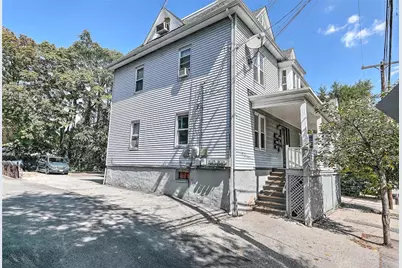 124 Pitman Street, Providence, RI 02906 - Photo 2