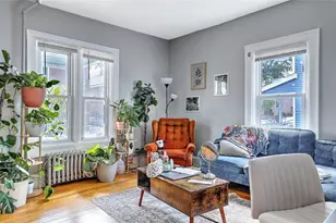 124 Pitman St, Providence, RI 02906 - Photo 8