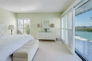 111 Ocean Ave, Newport, RI 02840 - Photo 34