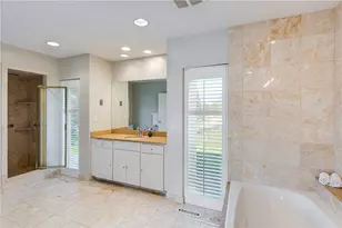 111 Ocean Ave, Newport, RI 02840 - Photo 32