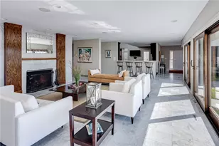 111 Ocean Ave, Newport, RI 02840 - Photo 4