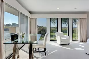 111 Ocean Ave, Newport, RI 02840 - Photo 30