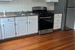 407 Morris Ave, Providence, RI 02909 - Photo 4