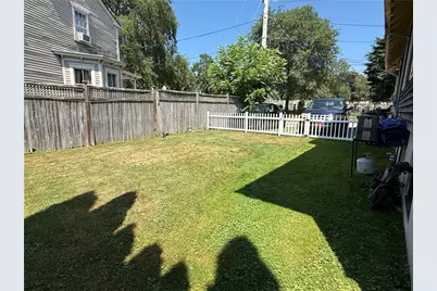 60 Farewell Street, Newport, RI 02840 - Photo 2