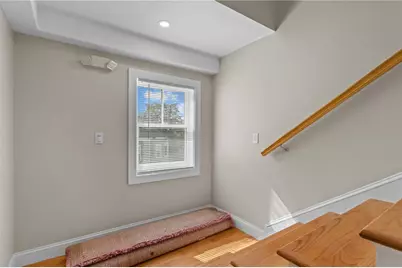 16 Brinley Street #8, Newport, RI 02840 - Photo 10