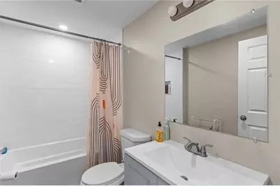 16 Brinley Street #8, Newport, RI 02840 - Photo 6