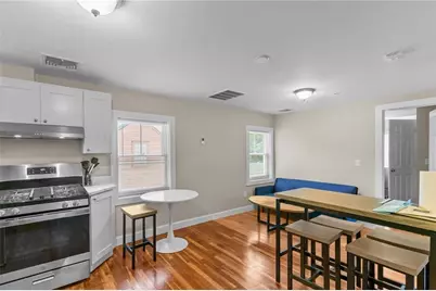 16 Brinley Street #8, Newport, RI 02840 - Photo 2