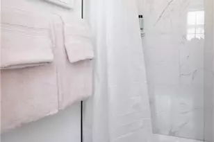 18 Meeting St, Newport, RI 02840 - Photo 22