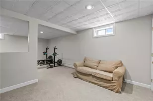 62 Beachmount Ave, Bristol, RI 02809 - Photo 36