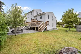 7 Jill Ct, East Providence, RI 02915 - Photo 4
