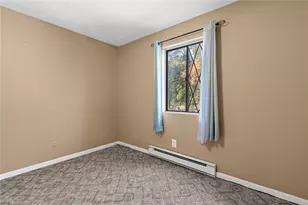 1190 Charles St, North Providence, RI 02904 - Photo 16