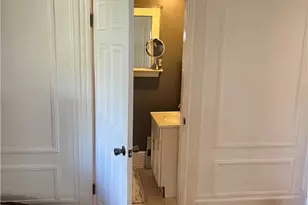 21 Dean Ave, Newport, RI 02840 - Photo 10