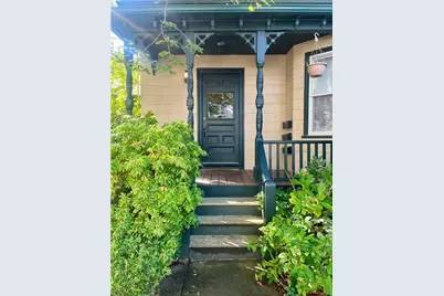 21 Dean Avenue #2, Newport, RI 02840 - Photo 2