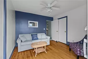 78 Ellery Rd, Newport, RI 02840 - Photo 18