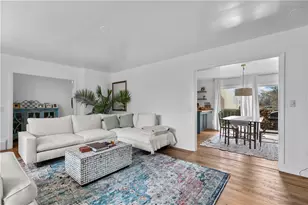 214 Coggeshall Ave, Newport, RI 02840 - Photo 4