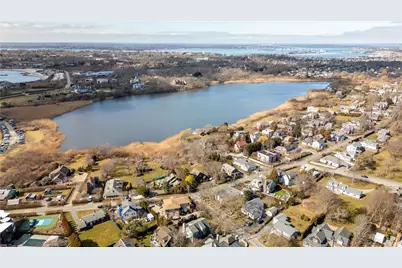 214 Coggeshall Avenue, Newport, RI 02840 - Photo 32