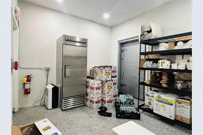 936 Chalkstone Avenue, Providence, RI 02908 - Photo 14