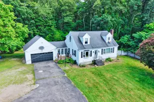 896 Main Rd, Tiverton, RI 02878 - Photo 4