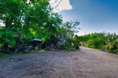 898 Main Road, Tiverton, RI 02878 - Photo 8