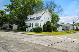 53 Wampanoag Trl, East Providence, RI 02915 - Photo 30