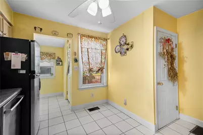 53 Wampanoag Trail, East Providence, RI 02915 - Photo 4