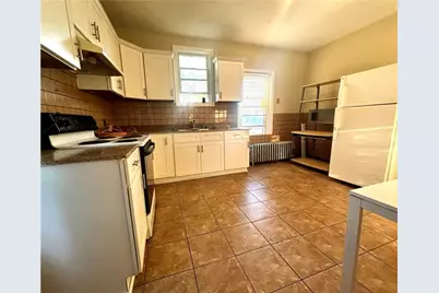 7 Lancaster Street, Providence, RI 02906 - Photo 14
