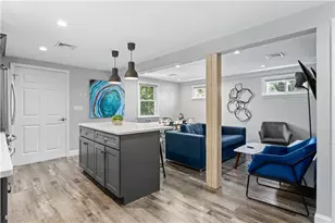 4 James St, Middletown, RI 02842 - Photo 12