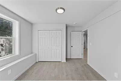 165 Rounds Avenue, Providence, RI 02907 - Photo 22