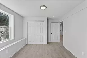 165 Rounds Ave, Providence, RI 02907 - Photo 22