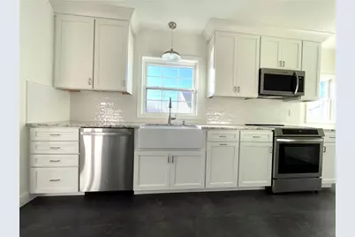 4 Harris Avenue, Warren, RI 02885 - Photo 4