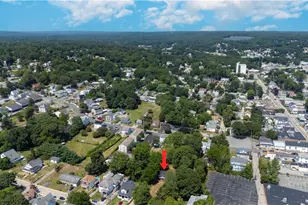 10 Renehan St, West Warwick, RI 02893 - Photo 36