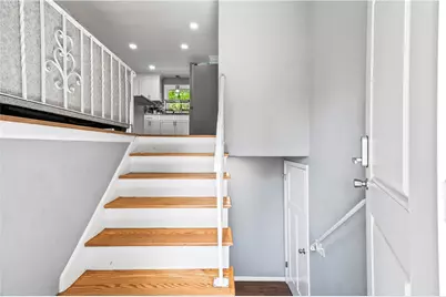 10 Renehan Street, West Warwick, RI 02893 - Photo 4