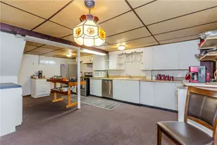 147 Wales St, Cranston, RI 02920 - Photo 38