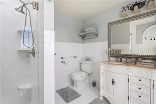 207 Ruggles Ave, Newport, RI 02840 - Photo 30