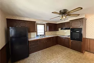 1 Ritchotte Ct, West Warwick, RI 02893 - Photo 6