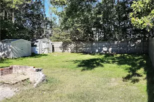 10 Sadler St, North Providence, RI 02911 - Photo 36