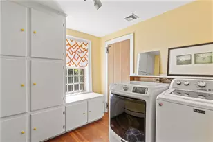 35 Second St, Newport, RI 02840 - Photo 32