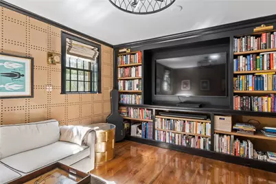 35 Second Street, Newport, RI 02840 - Photo 8